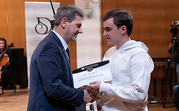 Эдуард Хорозян занял 3 место в международном конкурсе кларнетистов Sava Dimitrov International Clarinet Competition